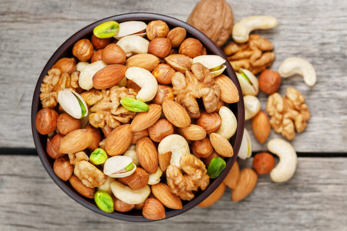 nuts and weight loss